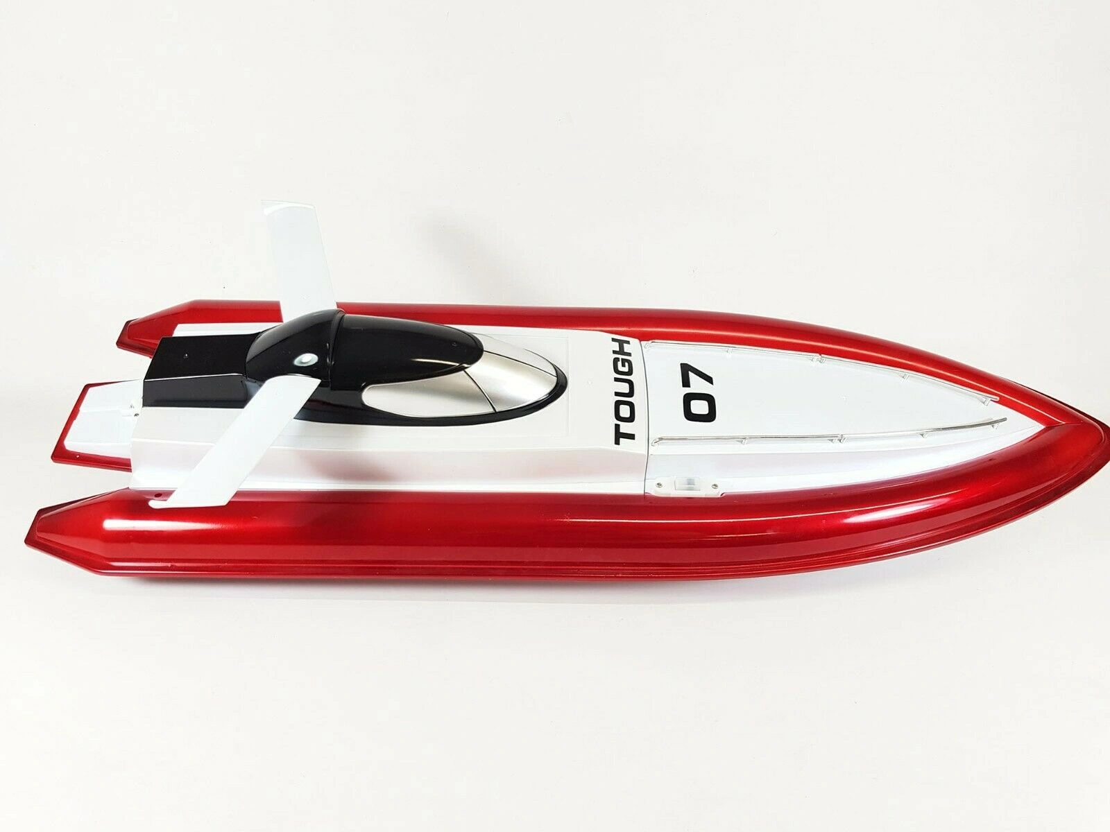 Speed Racer RC Boat Atlantic 24G Fast Yacht Action Water Fun